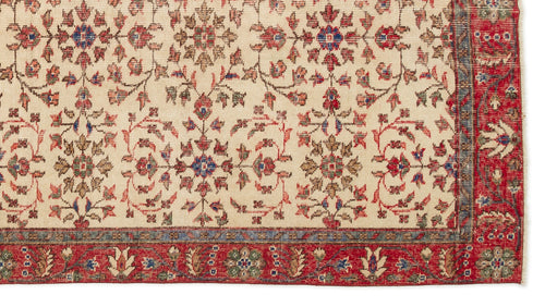 Load image 1 in gallery view. Vezior - Vintage Floral Rug - 4'10 X 8'8