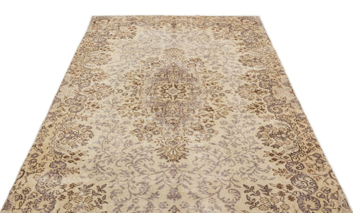Load image 1 in gallery view. Shion - Vintage Medallion Rug - 5'4 X 9'6