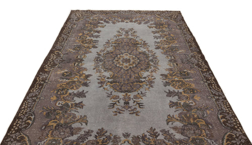 Load image 1 in gallery view. Tiodona - Vintage Medallion Rug - 6'0 X 9'10