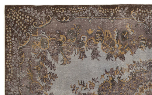 Load image 1 in gallery view. Tiodona - Vintage Medallion Rug - 6'0 X 9'10