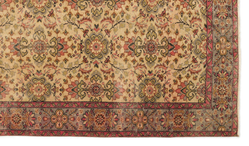 Load image 1 in gallery view. Glema - Vintage Floral Rug - 5'4 X 9'6
