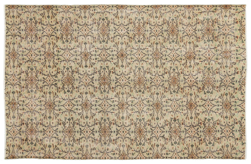 Load image 1 in gallery view. Rauyn - Vintage Floral Rug - 5'10 X 9'0