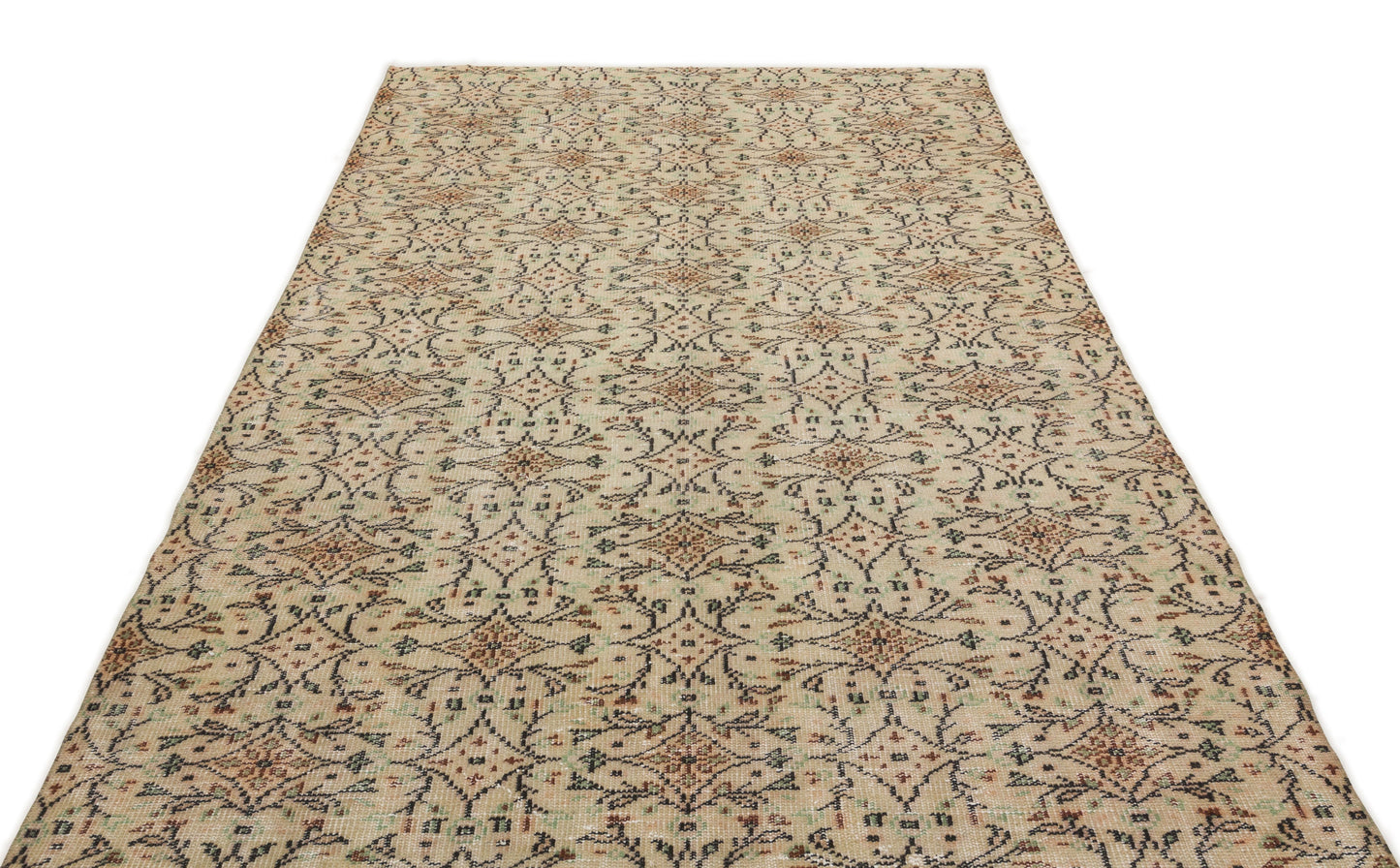 Rauyn - Vintage Floral Rug - 5'10 X 9'0