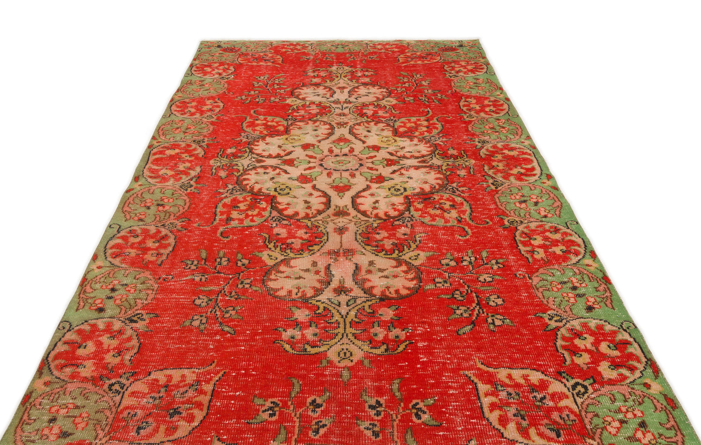 Stepear - Vintage Medallion Rug - 6'1 X 10'4