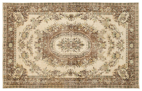 Load image 1 in gallery view. Kaguyn - Vintage Medallion Rug - 5'7 X 8'9
