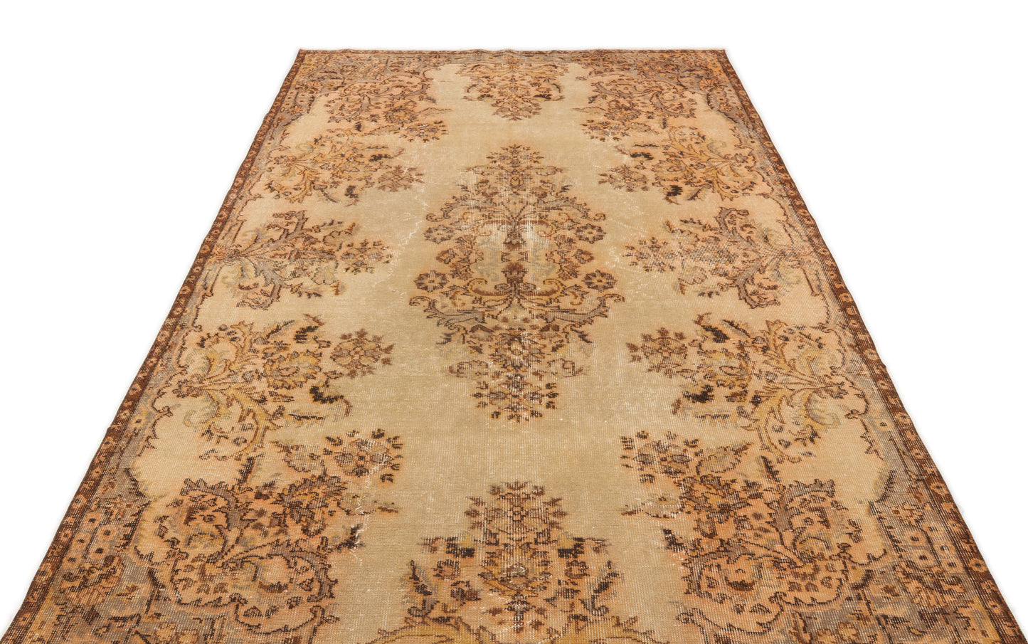 Zauneel - Vintage Medallion Rug - 5'10 X 9'10