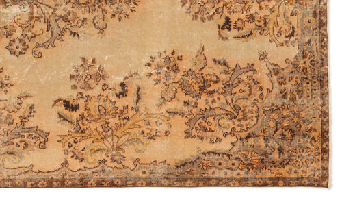 Load image 1 in gallery view. Zauneel - Vintage Medallion Rug - 5'10 X 9'10