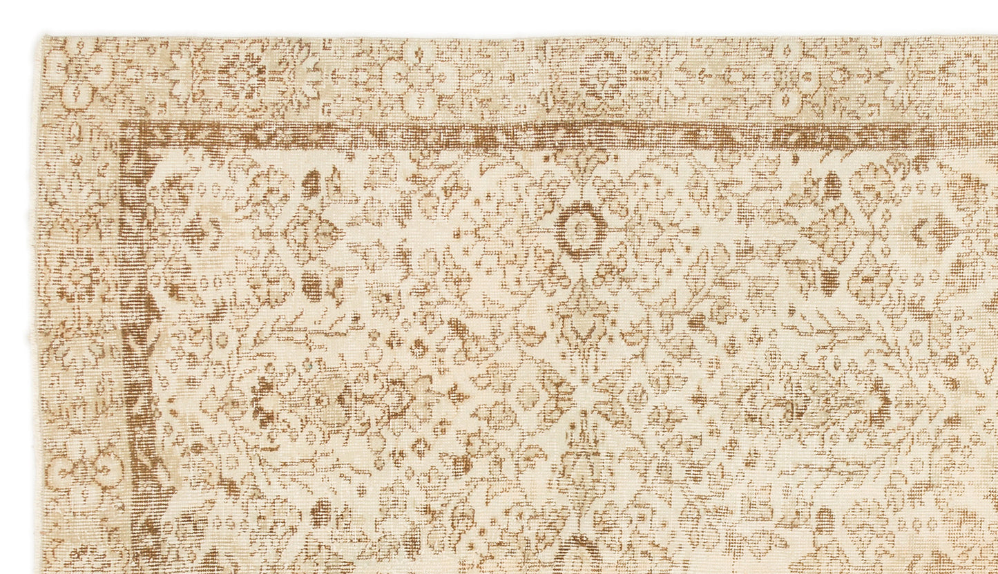 Pagota - Vintage Floral Rug - 5'3 X 9'0