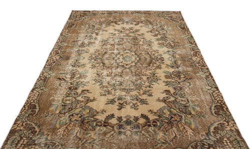 Load image 1 in gallery view. Gifia - Vintage Medallion Rug - 5'8 X 9'1