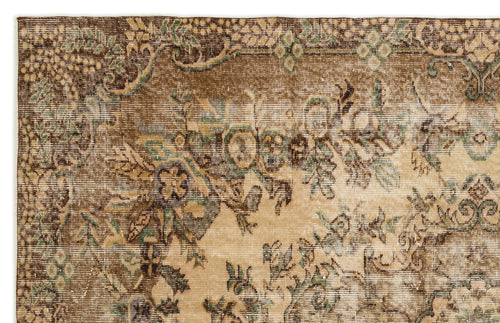 Load image 1 in gallery view. Gifia - Vintage Medallion Rug - 5'8 X 9'1