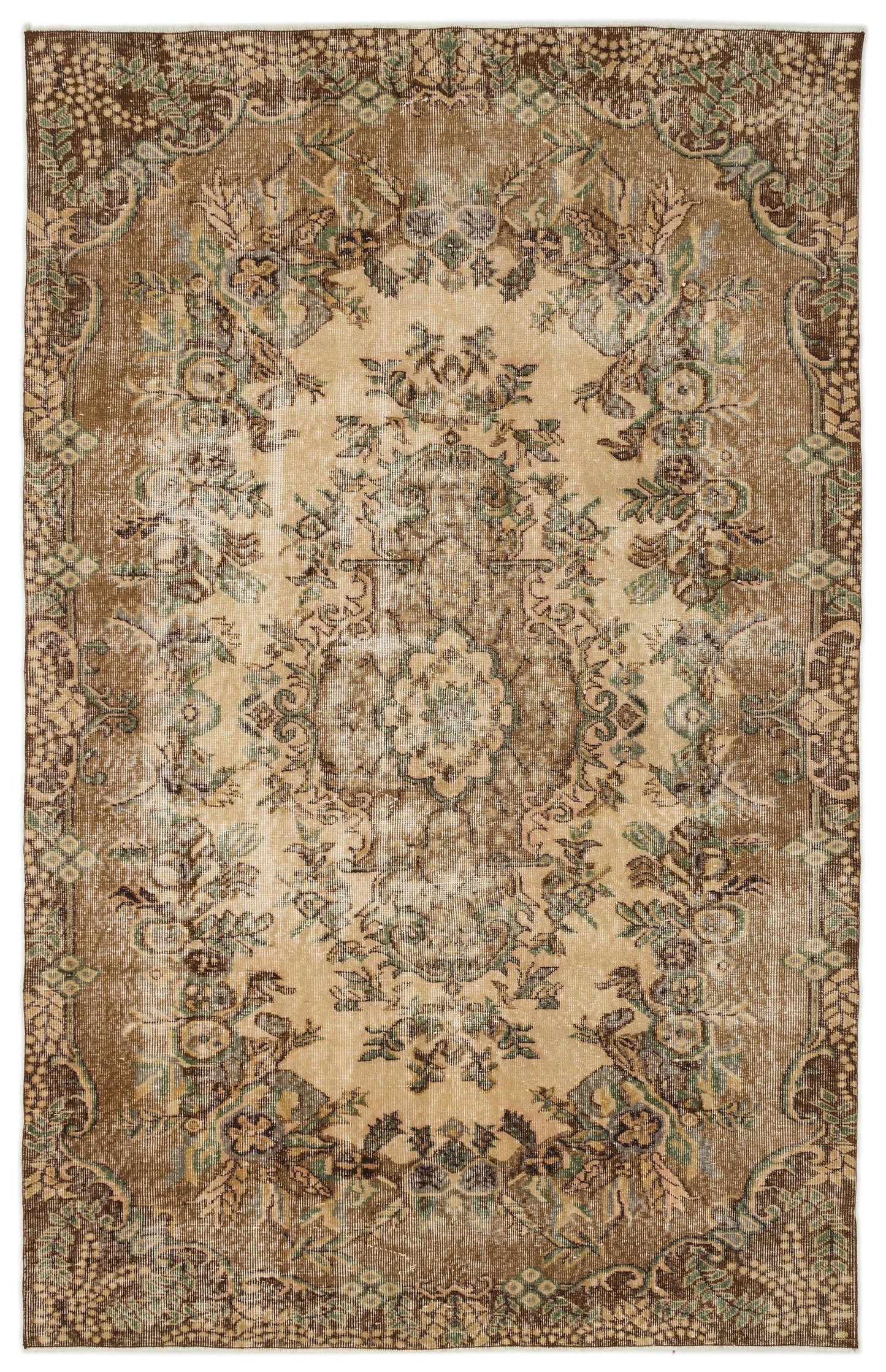 Gifia - Vintage Medallion Rug - 5'8 X 9'1