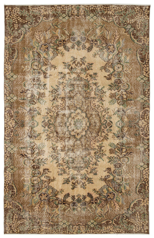 Load image 1 in gallery view. Gifia - Vintage Medallion Rug - 5'8 X 9'1