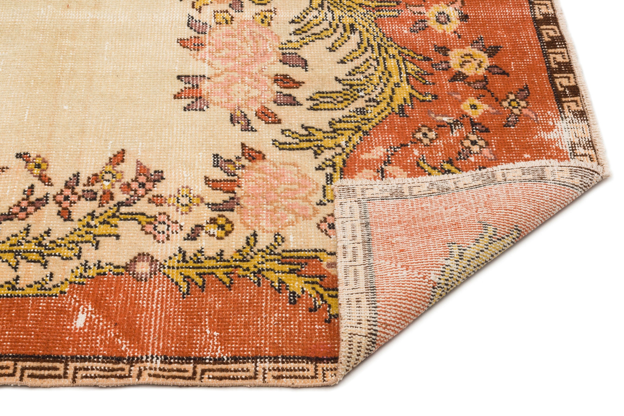 Kuluna - Vintage Medallion Rug - 5'8 X 10'0