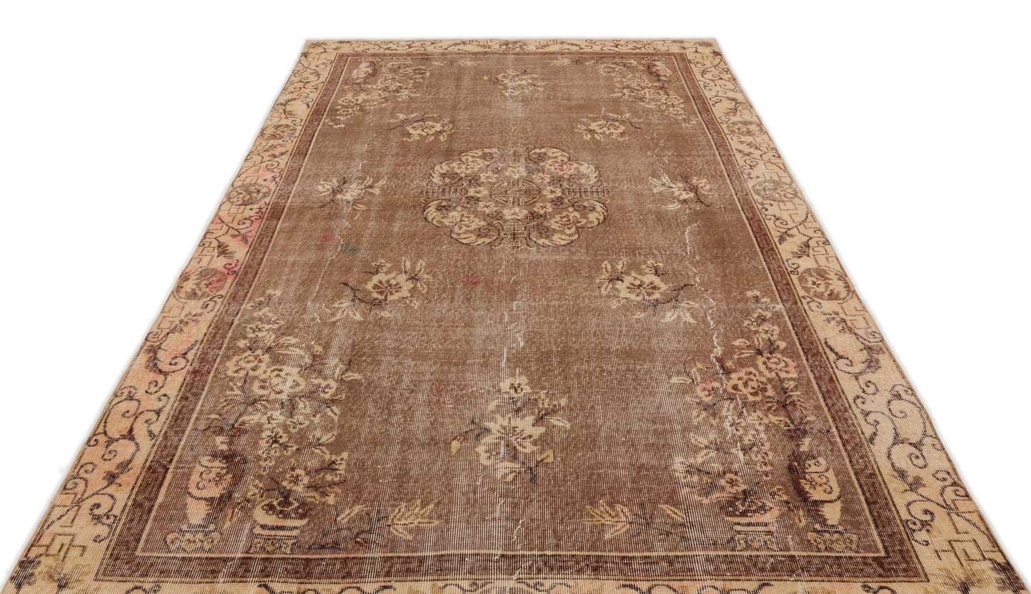 Trafaa - Vintage Medallion Rug - 6'4 X 9'8