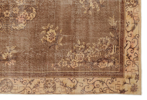 Load image 1 in gallery view. Trafaa - Vintage Medallion Rug - 6'4 X 9'8