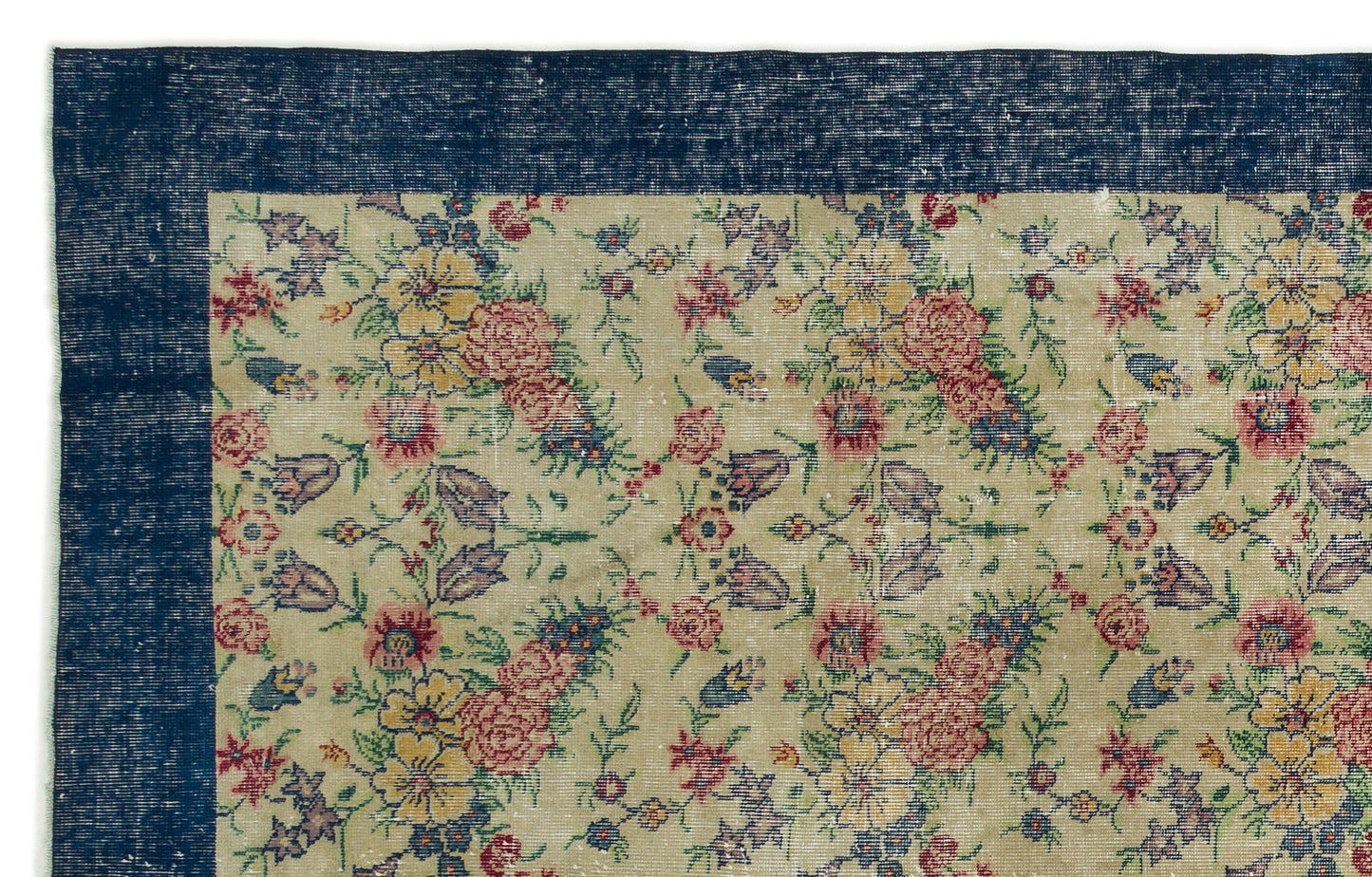 Glerois - Vintage Floral Rug - 6'2 X 9'9