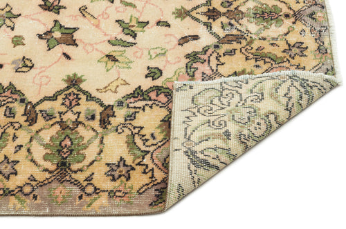 Load image 1 in gallery view. Laileis - Vintage Medallion Rug - 5'4 X 9'1