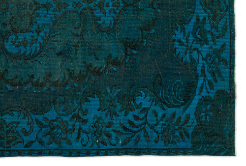 Load image 1 in gallery view. Pipora - Vintage Medallion Rug - 5'11 X 8'11