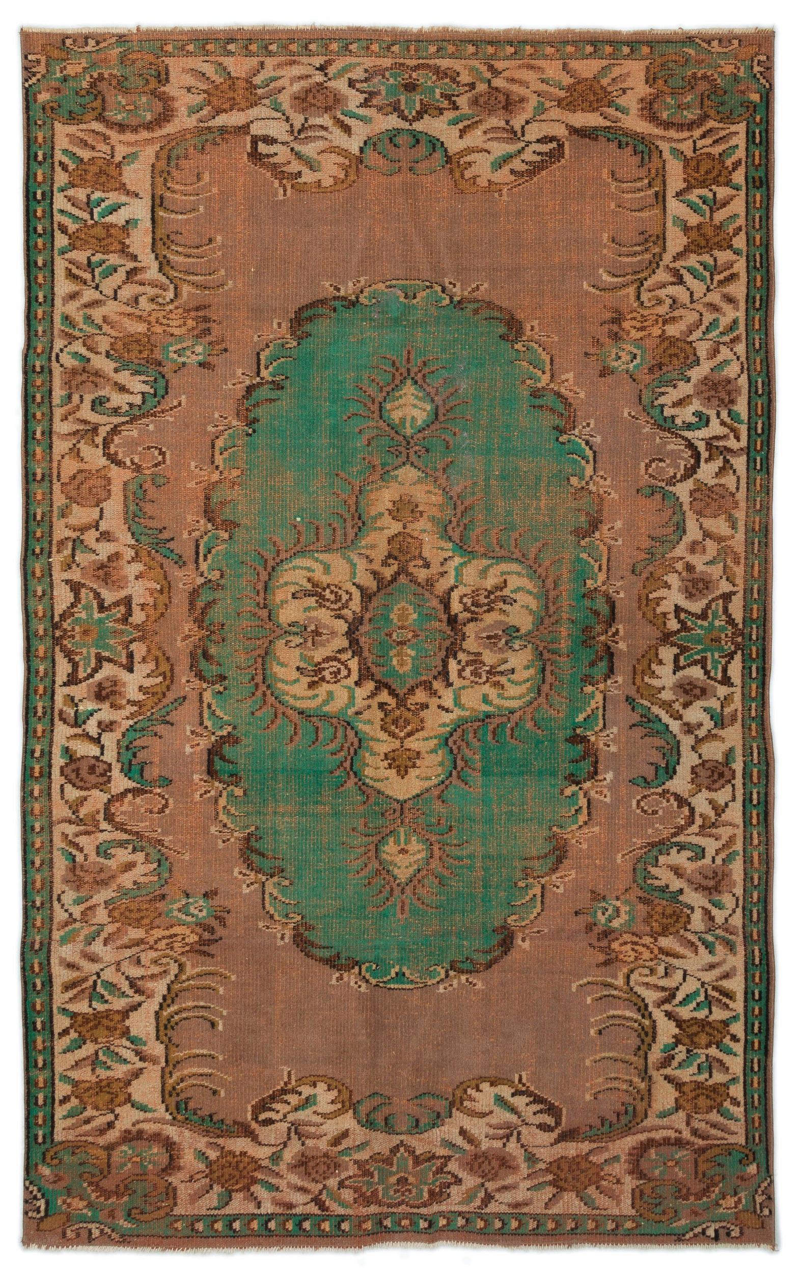 Laekaan - Vintage Medallion Rug - 5'4 X 8'8