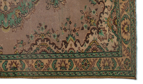Load image 1 in gallery view. Leasila - Vintage Medallion Rug - 5'1 X 8'6