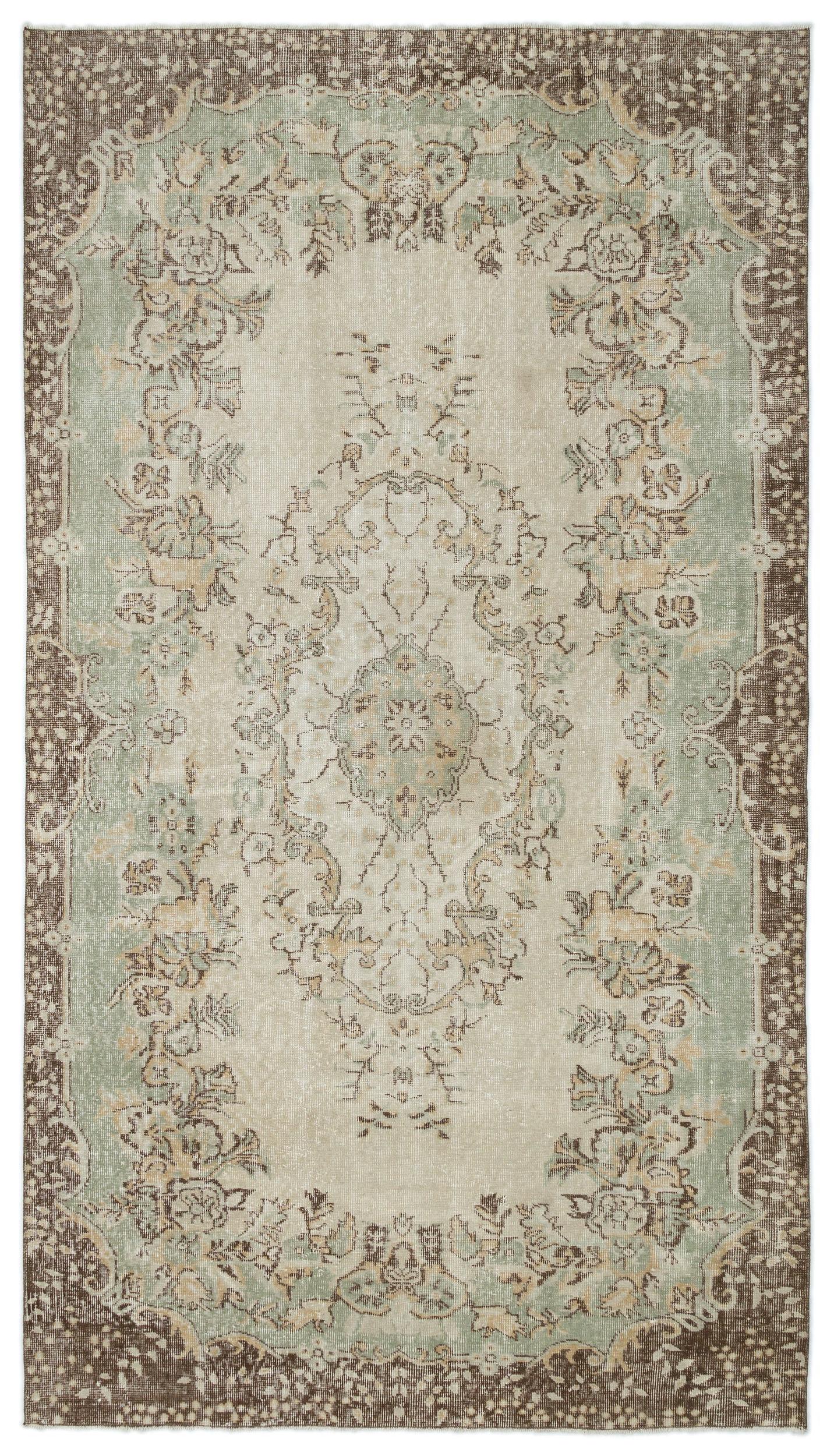 Trunaix - Vintage Medallion Rug - 5'6 X 9'10