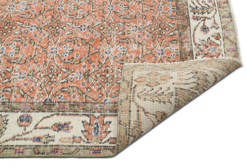 Load image 1 in gallery view. Soamaya - Vintage Floral Rug - 5'7 X 9'5