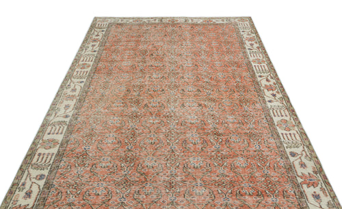 Load image 1 in gallery view. Soamaya - Vintage Floral Rug - 5'7 X 9'5
