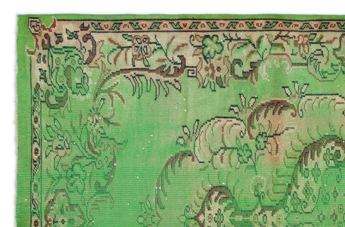 Load image 1 in gallery view. Blear - Vintage Medallion Rug - 5'6 X 8'6