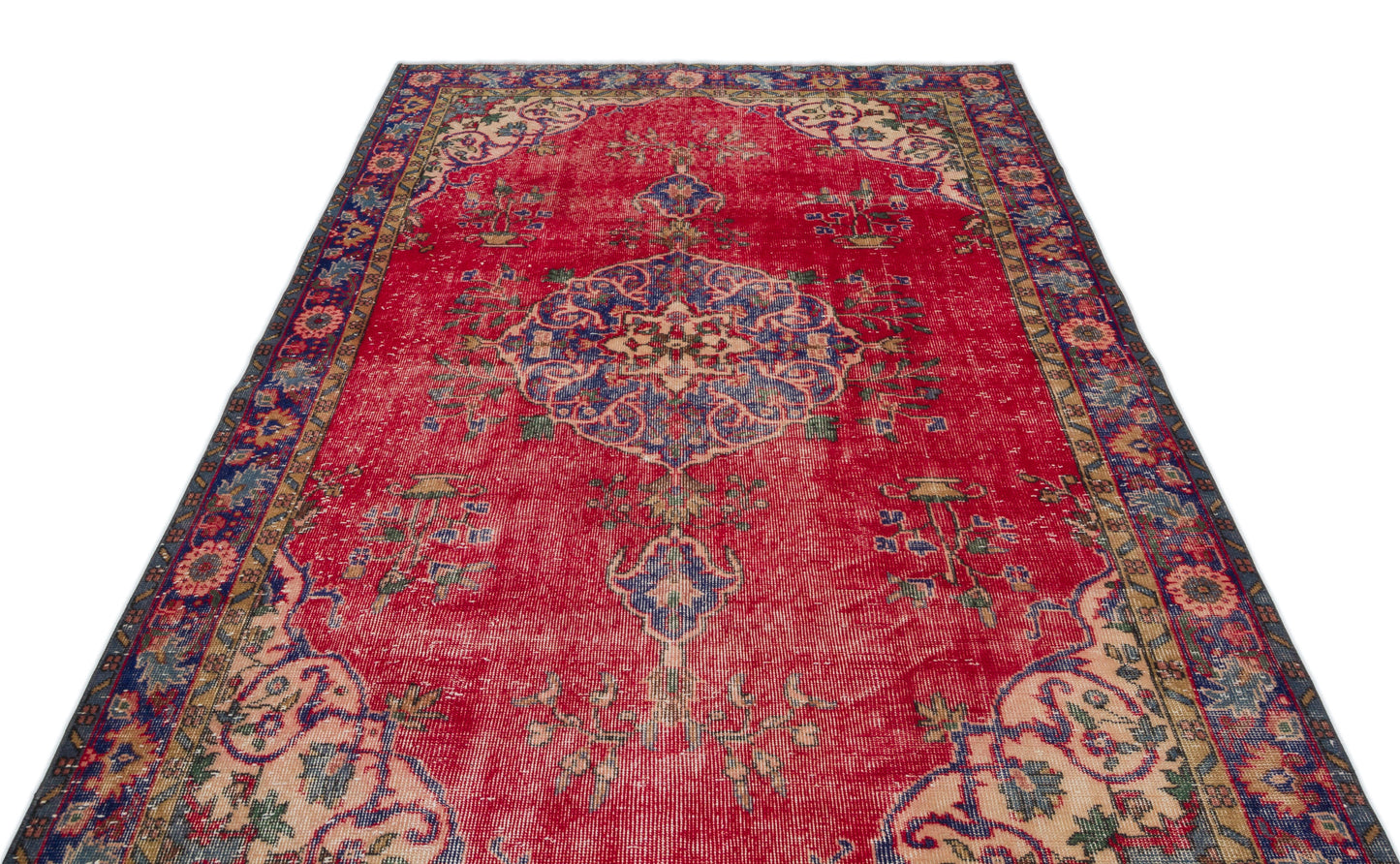 Greor - Vintage Medallion Rug - 5'9 X 9'6