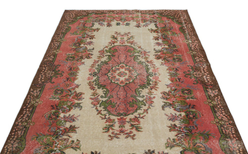 Load image 1 in gallery view. Blobius - Vintage Medallion Rug - 5'5 X 8'3