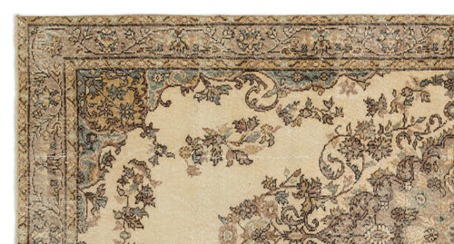 Load image 1 in gallery view. Luane - Vintage Medallion Rug - 5'7 X 10'6
