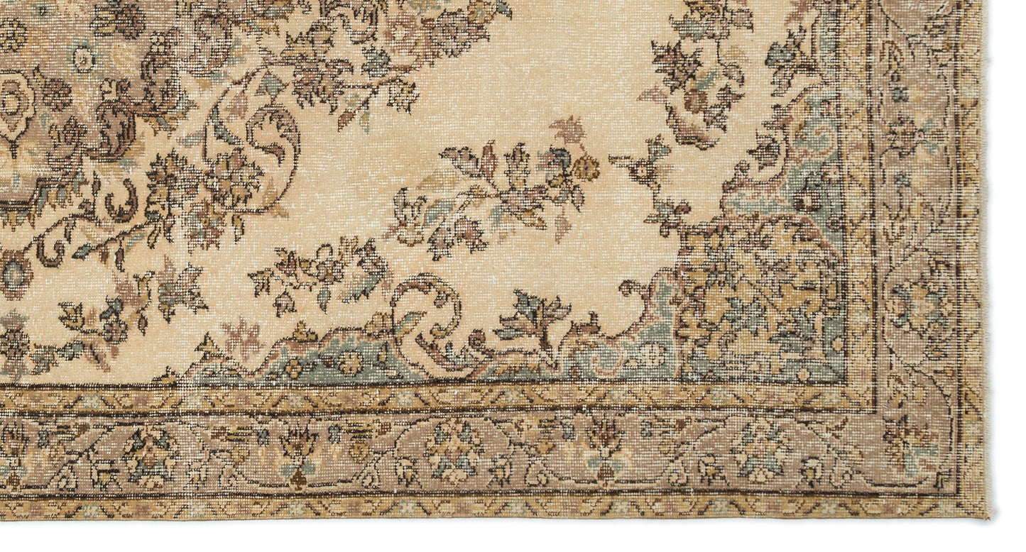 Luane - Vintage Medallion Rug - 5'7 X 10'6