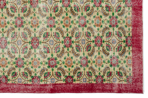 Load image 1 in gallery view. Nizoos - Vintage Floral Rug - 6'9 X 10'5