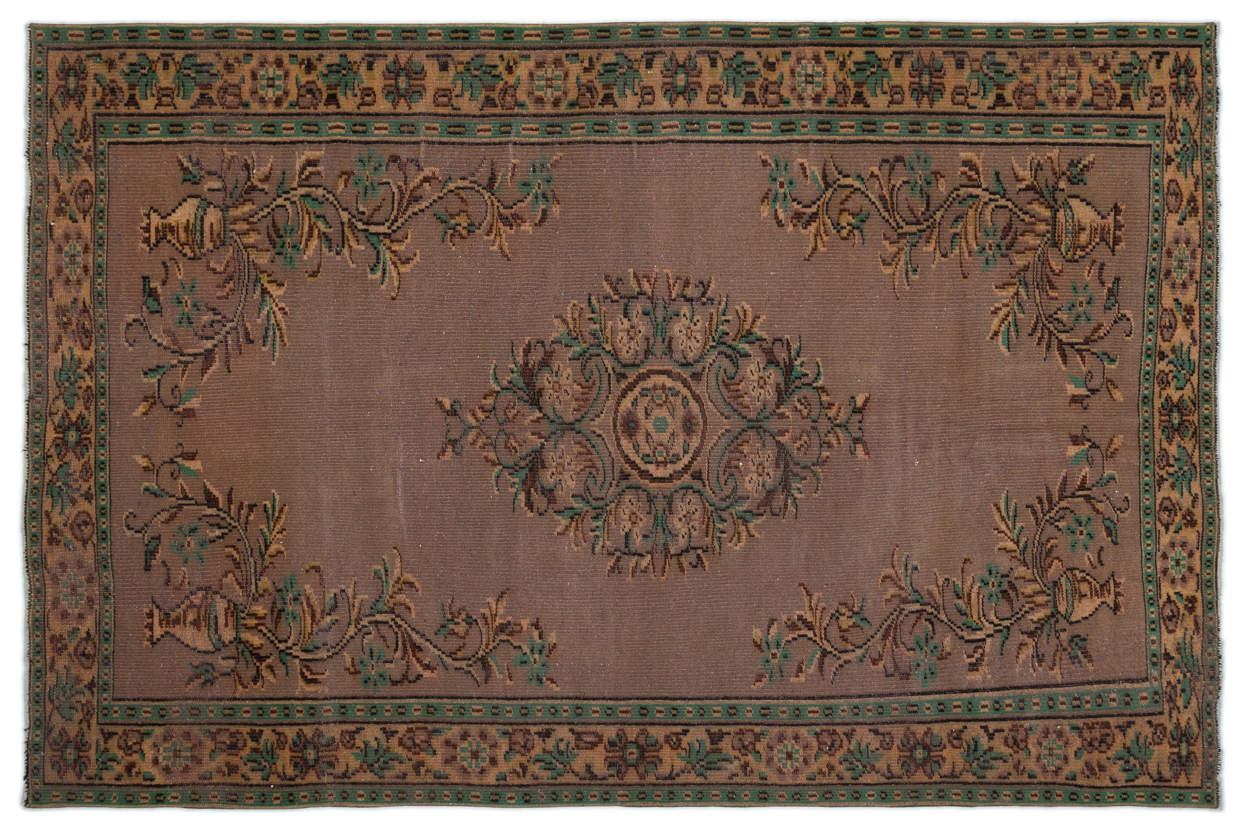 Sasiil - Vintage Medallion Rug - 6'0 X 9'1