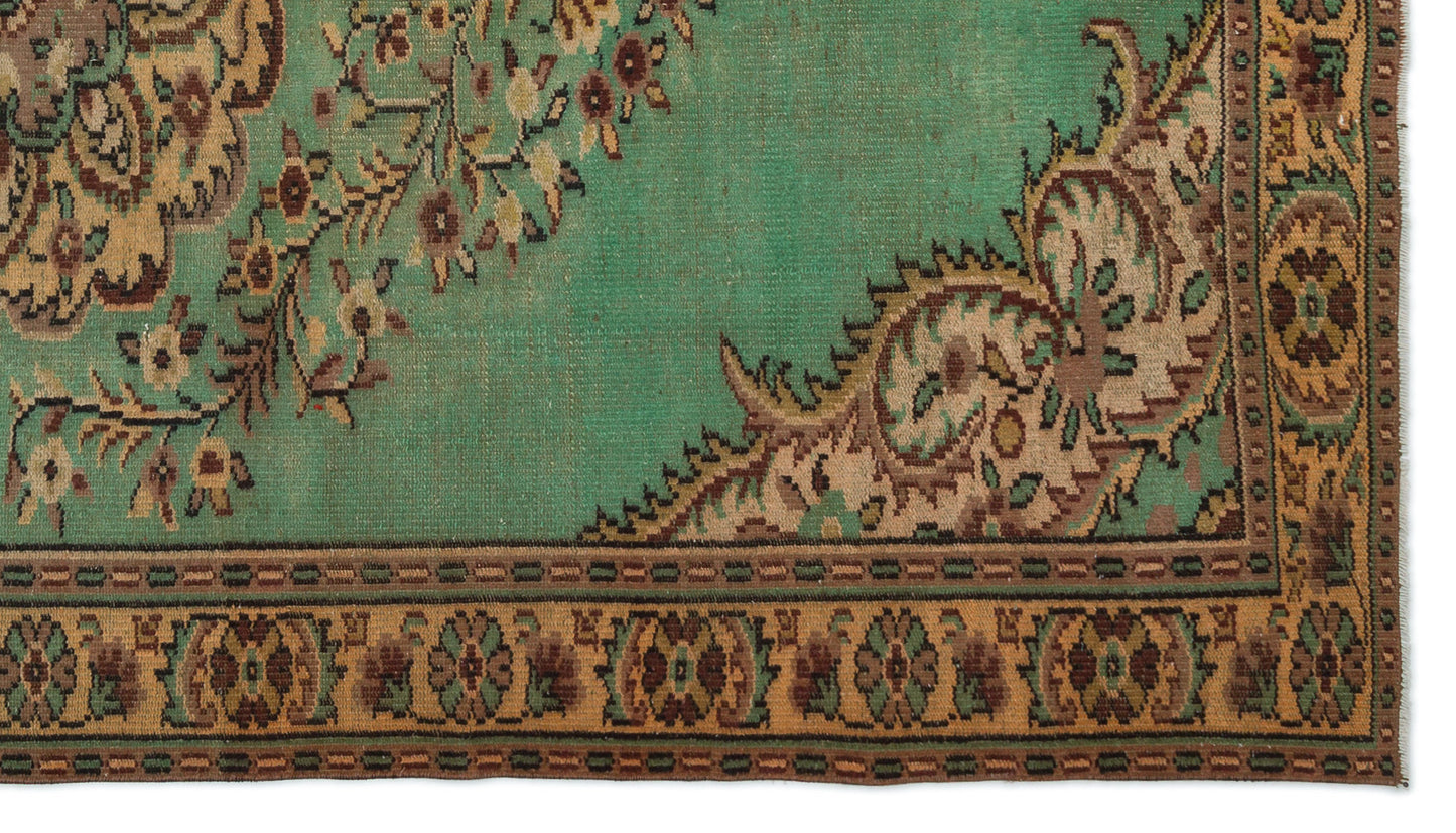Toabana - Vintage Medallion Rug - 5'8 X 9'11