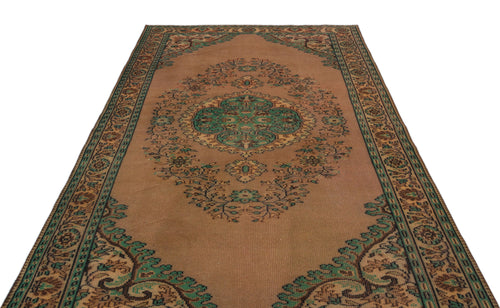 Load image 1 in gallery view. Laema - Vintage Medallion Rug - 5'9 X 9'5
