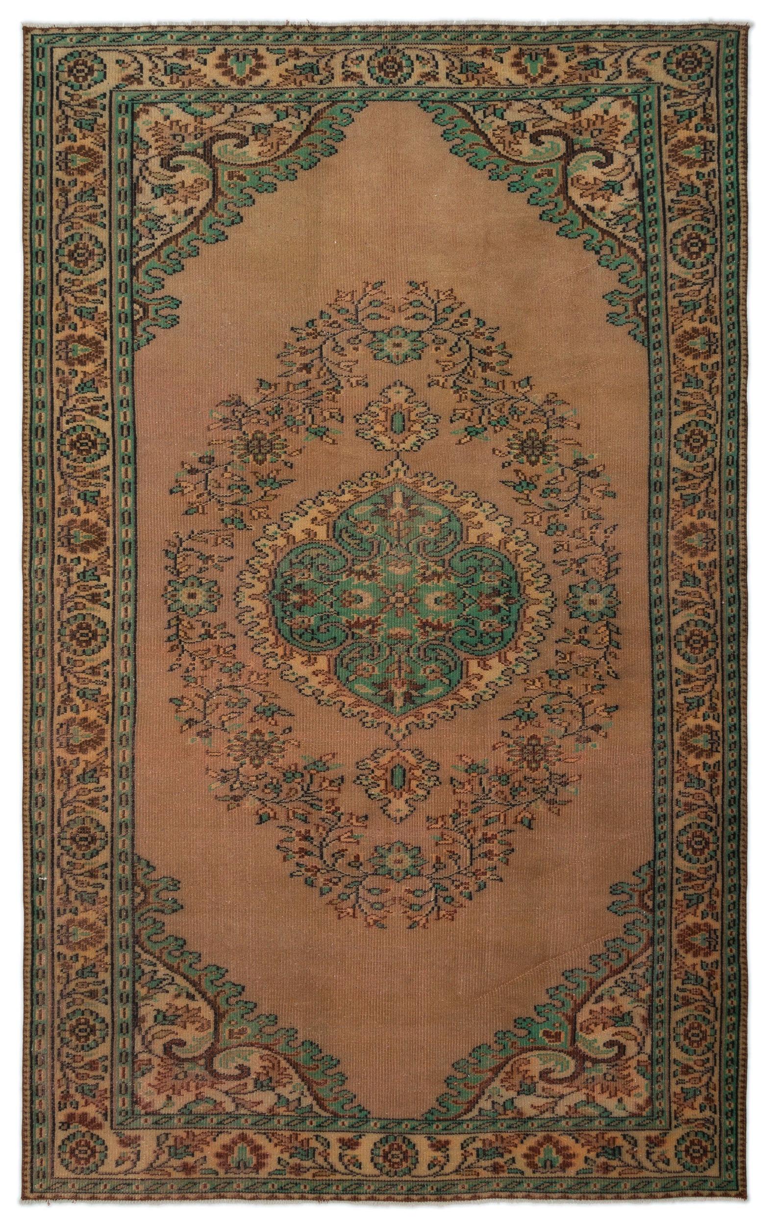 Laema - Vintage Medallion Rug - 5'9 X 9'5