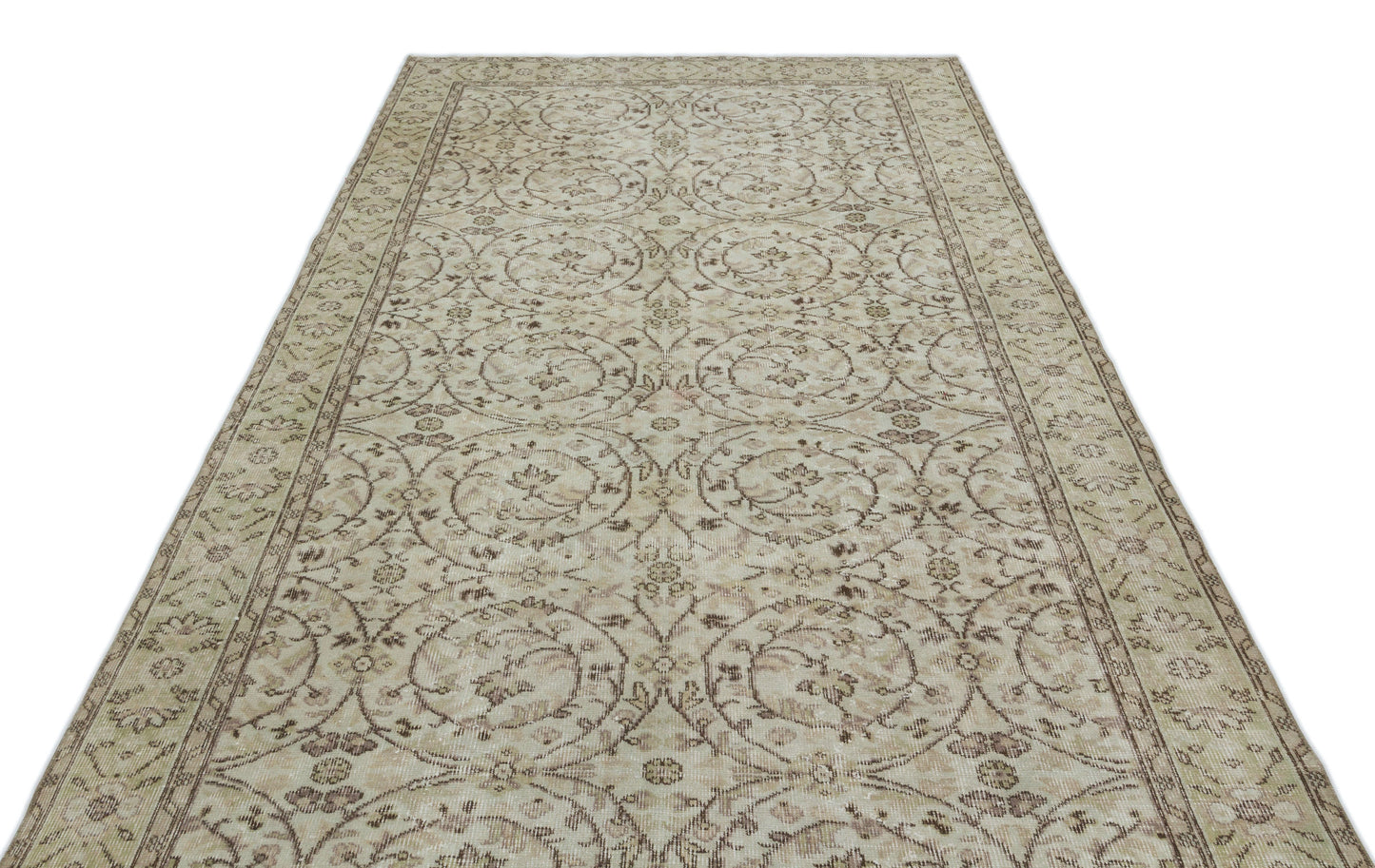 Sevaa - Vintage Floral Rug - 5'7 X 9'9