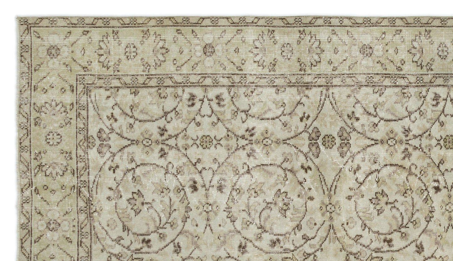 Sevaa - Vintage Floral Rug - 5'7 X 9'9