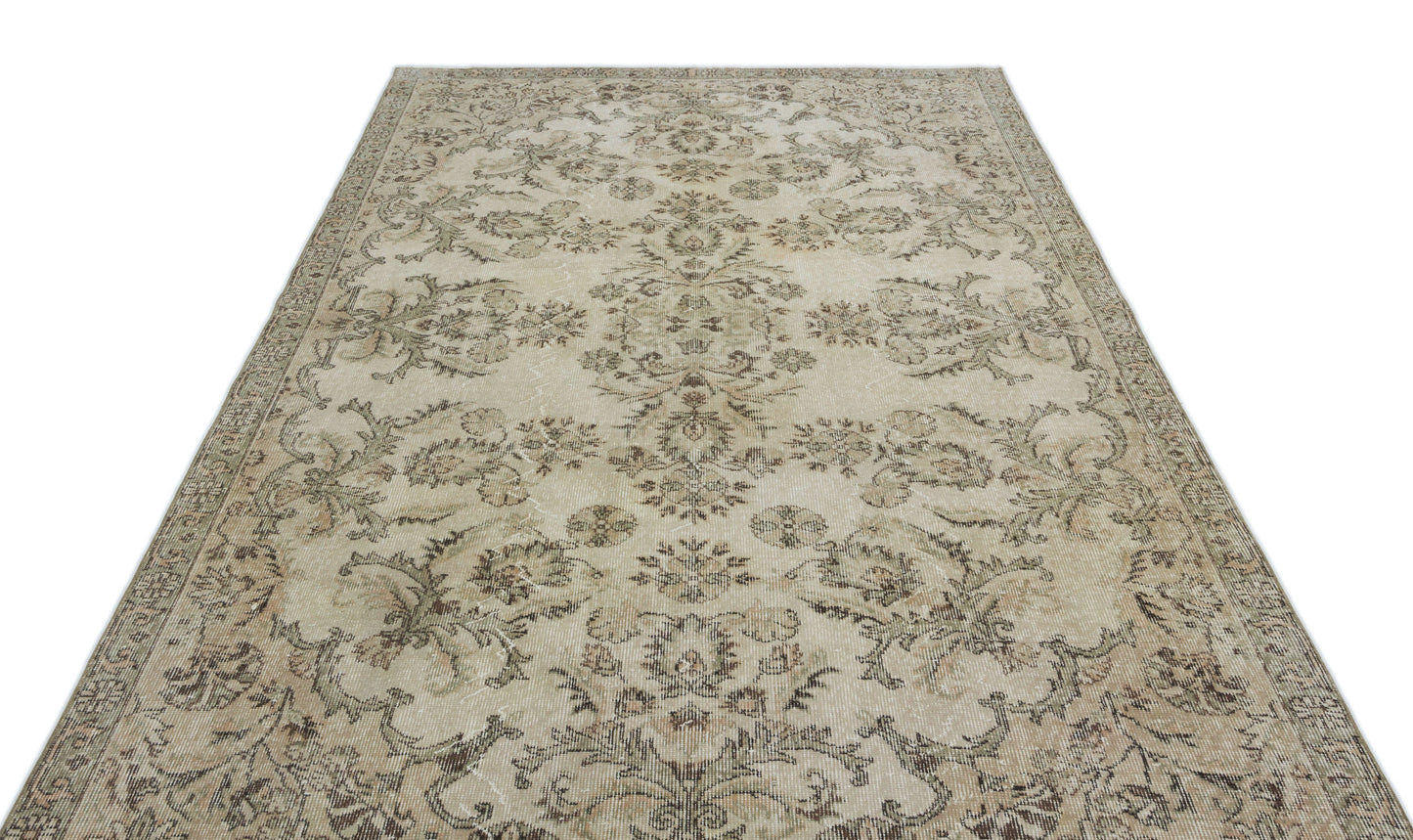 Briluyn - Vintage Floral Rug - 6'1 X 9'5