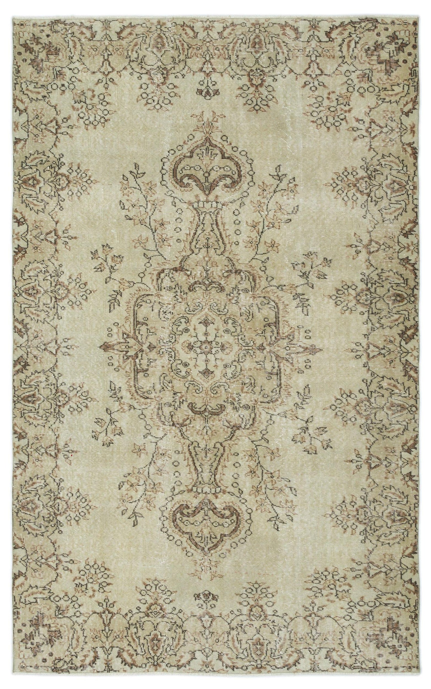 Gluzaas - Vintage Medallion Rug - 5'5 X 8'10