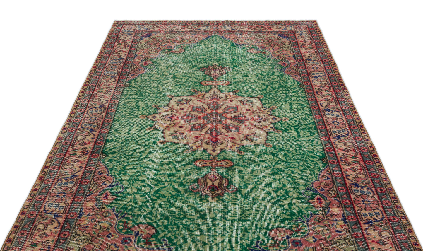Midama - Vintage Medallion Rug - 5'3 X 8'8