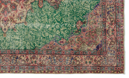 Load image 1 in gallery view. Midama - Vintage Medallion Rug - 5'3 X 8'8