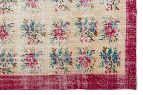 Load image 1 in gallery view. Groil - Vintage Floral Rug - 6'4 X 9'4
