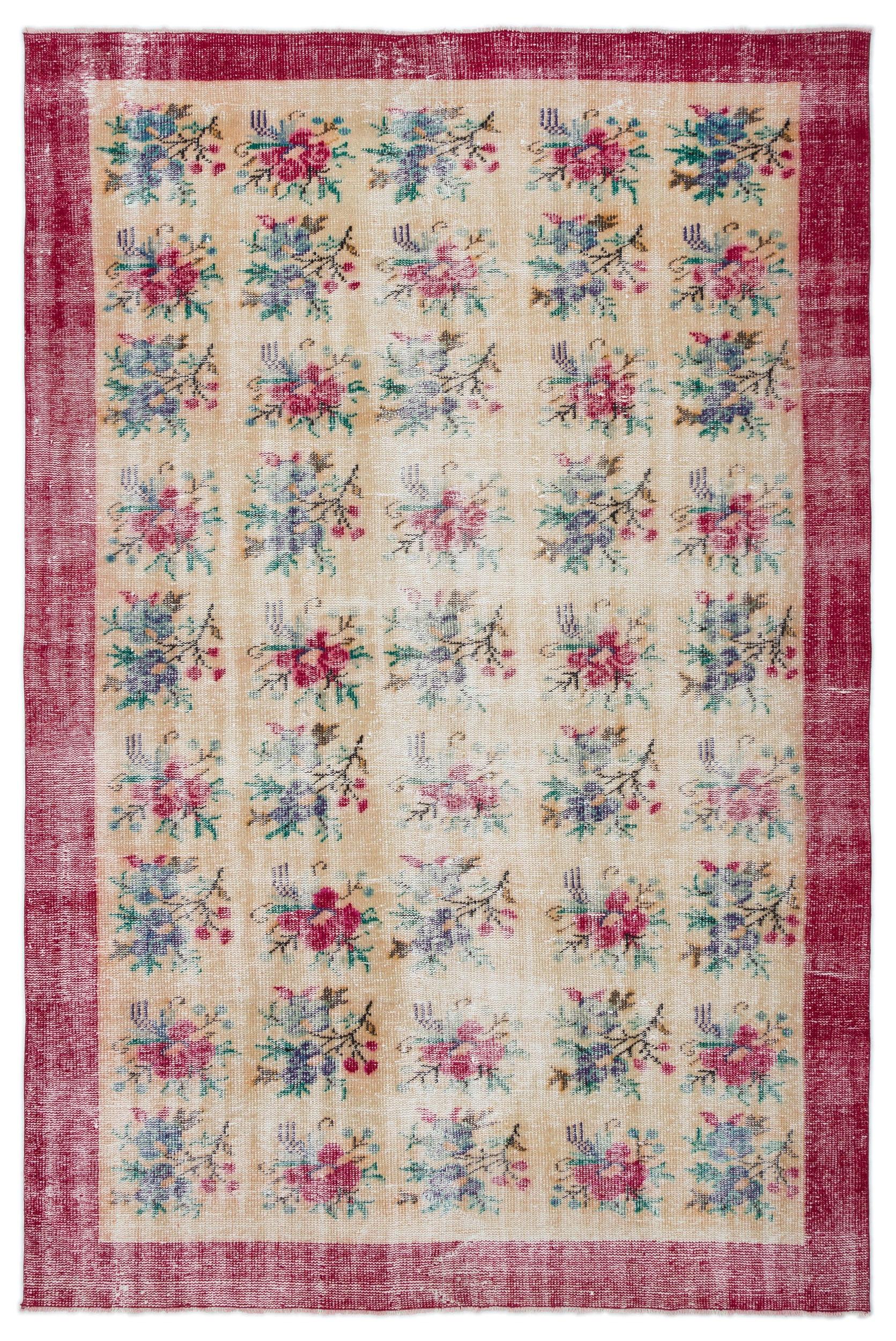 Groil - Vintage Floral Rug - 6'4 X 9'4