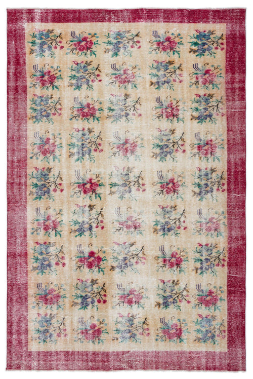 Load image 1 in gallery view. Groil - Vintage Floral Rug - 6'4 X 9'4
