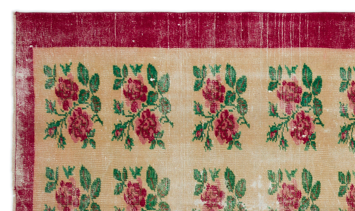 Rinaex - Vintage Floral Rug - 5'1 X 8'5