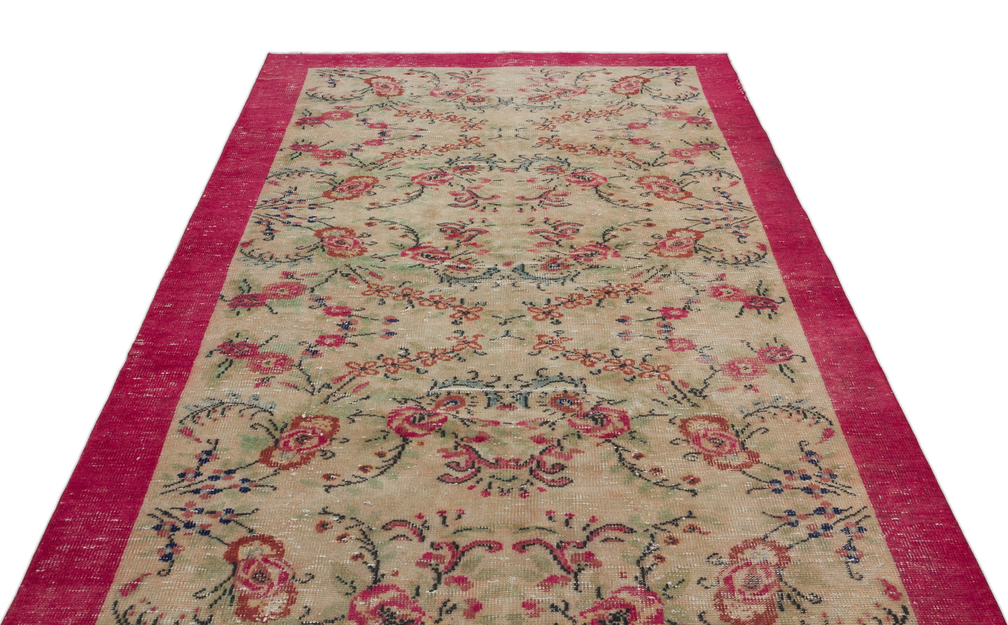 Criya - Vintage Floral Rug - 5'9 X 9'3