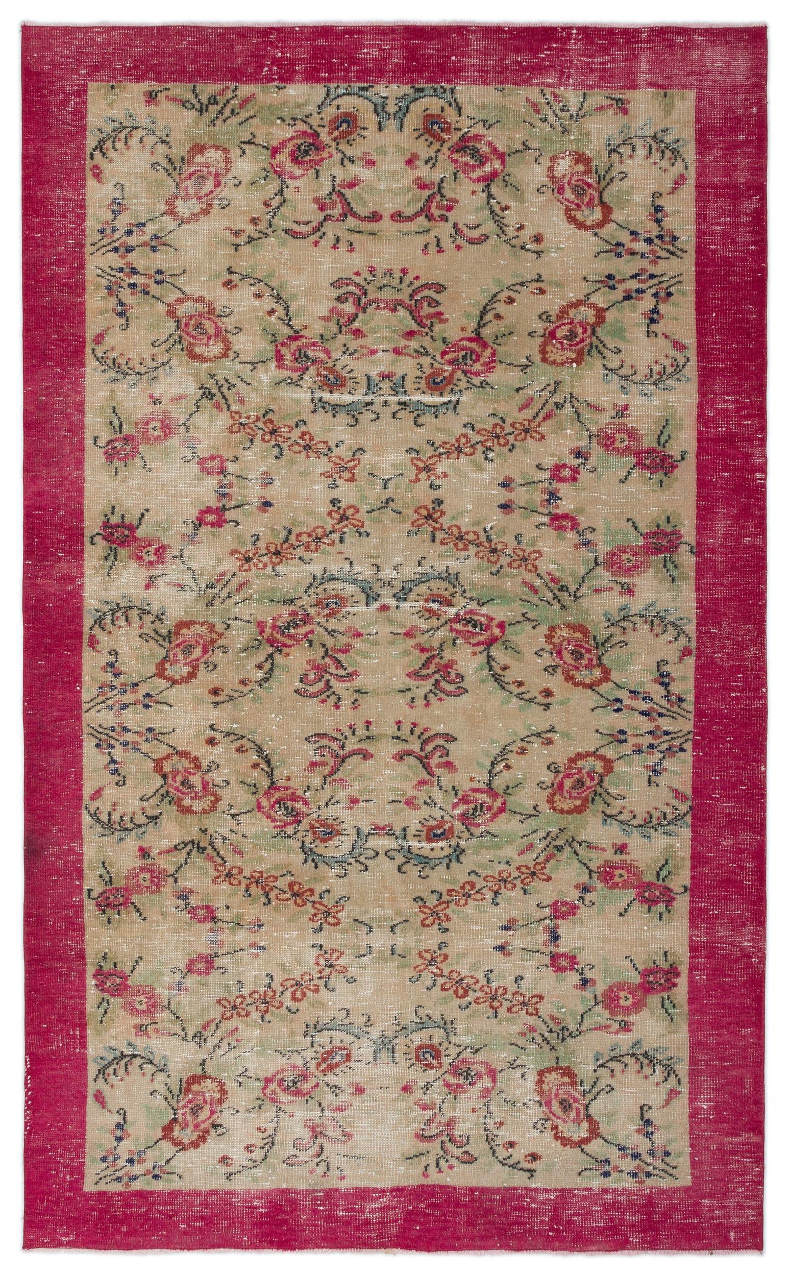 Criya - Vintage Floral Rug - 5'9 X 9'3