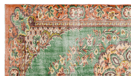 Load image 1 in gallery view. Cleraor - Vintage Medallion Rug - 5'6 X 9'7